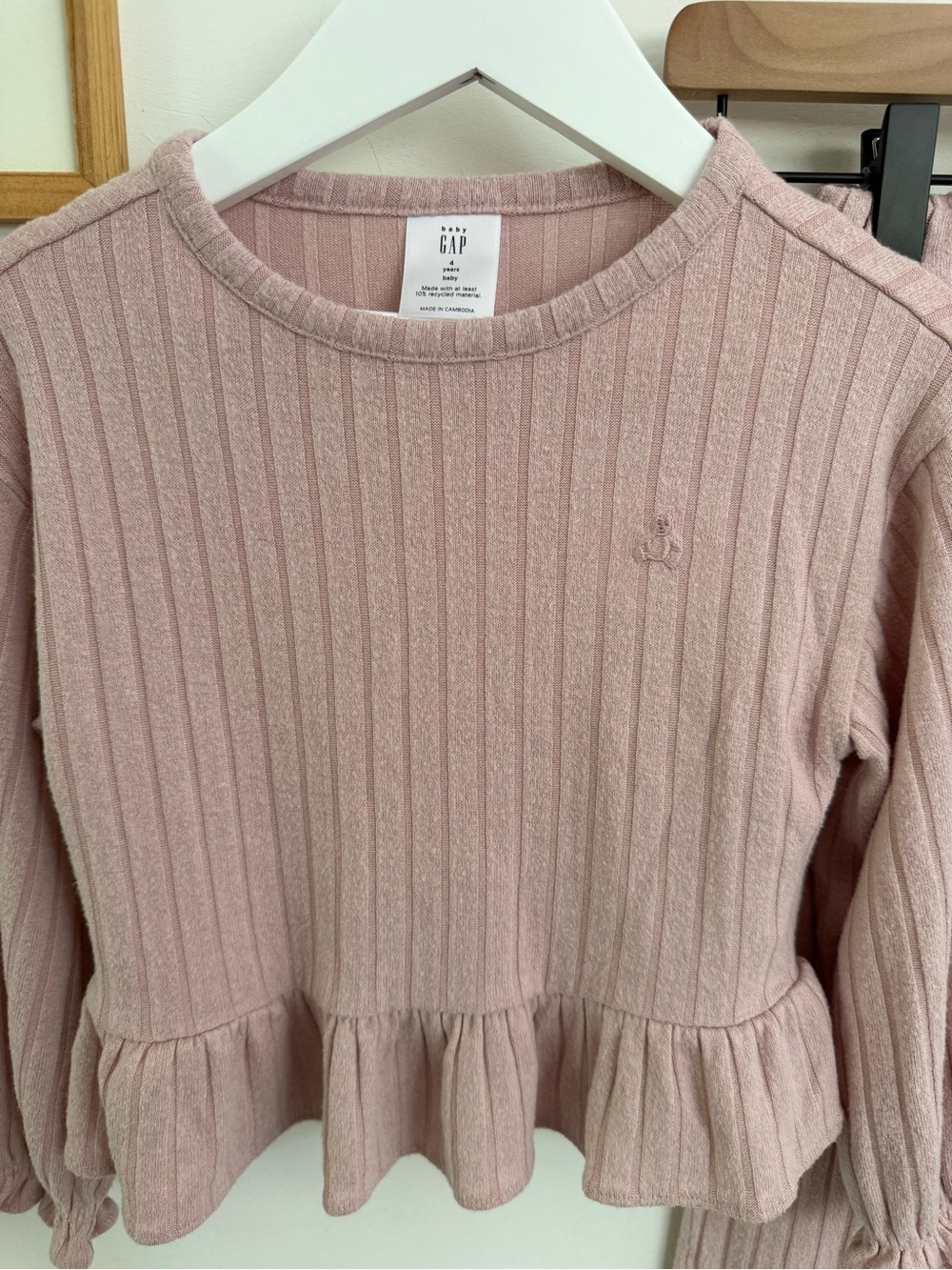 Gap - 4y - super soft/ribbed matching set - Picture 3 of 9
